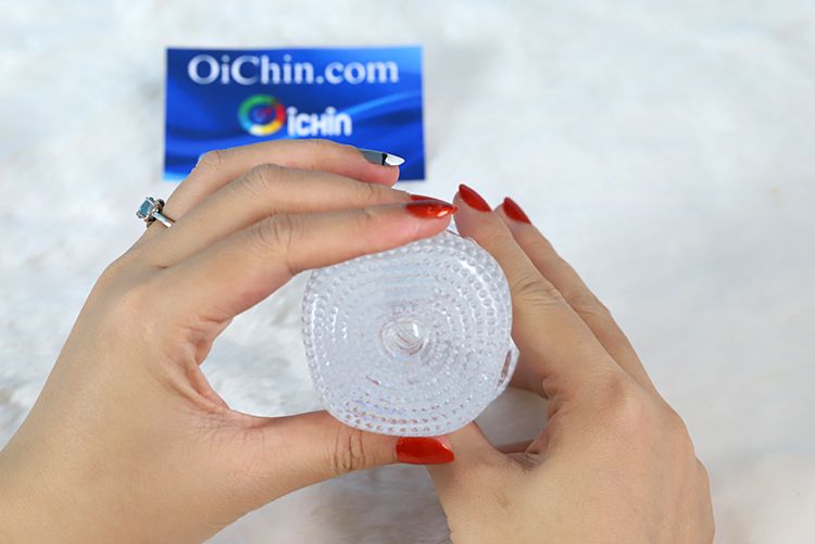 Cốc thủ dâm trong suốt nhỏ gọn hai đầu tiện lợi giá tốt
