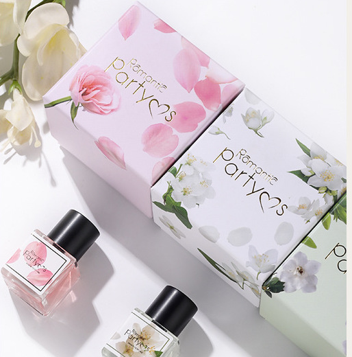 Nước hoa vùng kín Romantic Party 10ml hương hoa hồng thơm lâu quyến rũ Nước hoa vùng kín Romantic Party 10ml hương hoa hồng thơm lâu quyến rũ