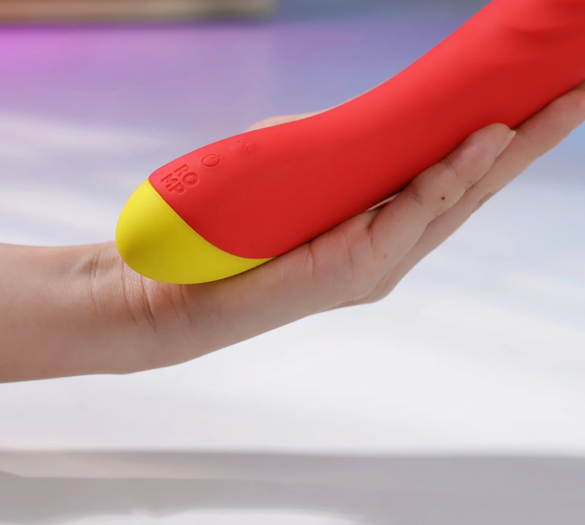 Máy massage ROMP Hype 10 tần số sóng kích thích giảm đau