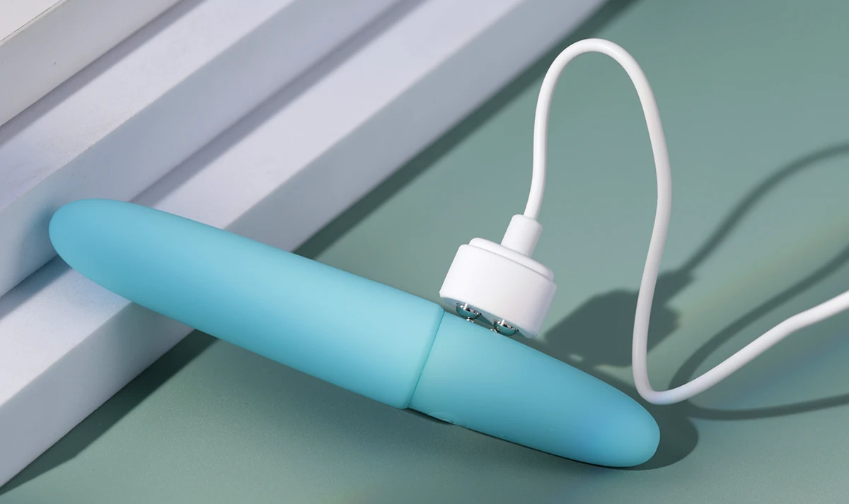 Máy Massage Mini Satisfyer Ultra Power Bullet 6 Rung Êm Mượt