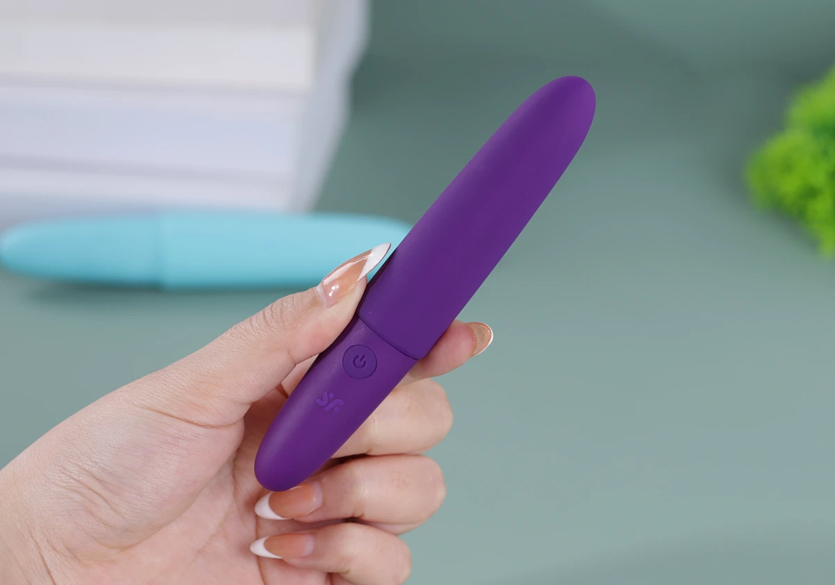 Máy Massage Mini Satisfyer Ultra Power Bullet 6 Rung Êm Mượt