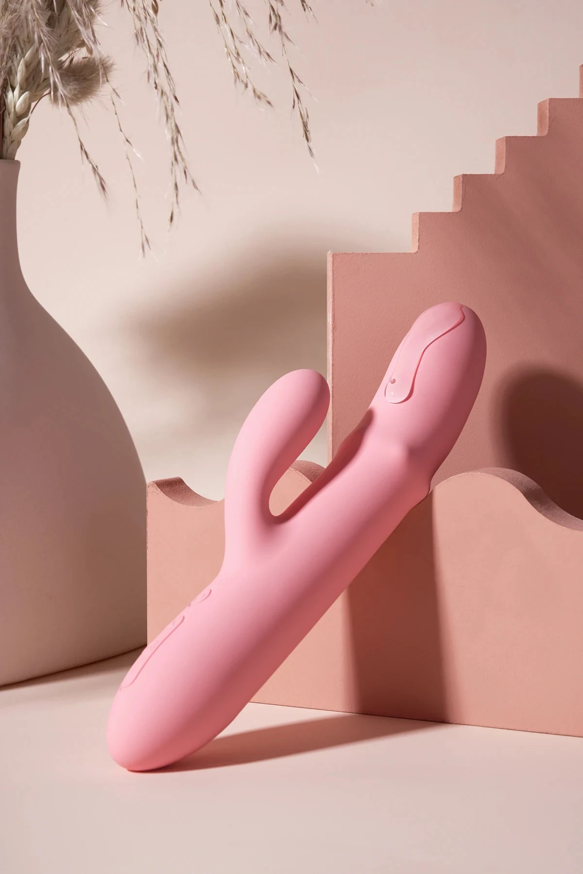 Dương vật giả Svakom Mora Neo bi chuyển động App tiện lợi khơi cảm hứng