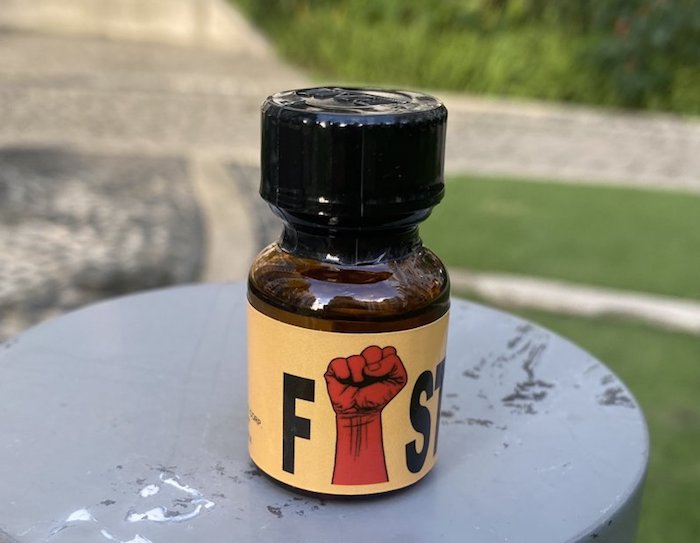 Địa chỉ bán Popper Fist vàng 10ml chính hãng Mỹ USA PWD giá rẻ Địa chỉ bán Popper Fist vàng 10ml chính hãng Mỹ USA PWD giá rẻ